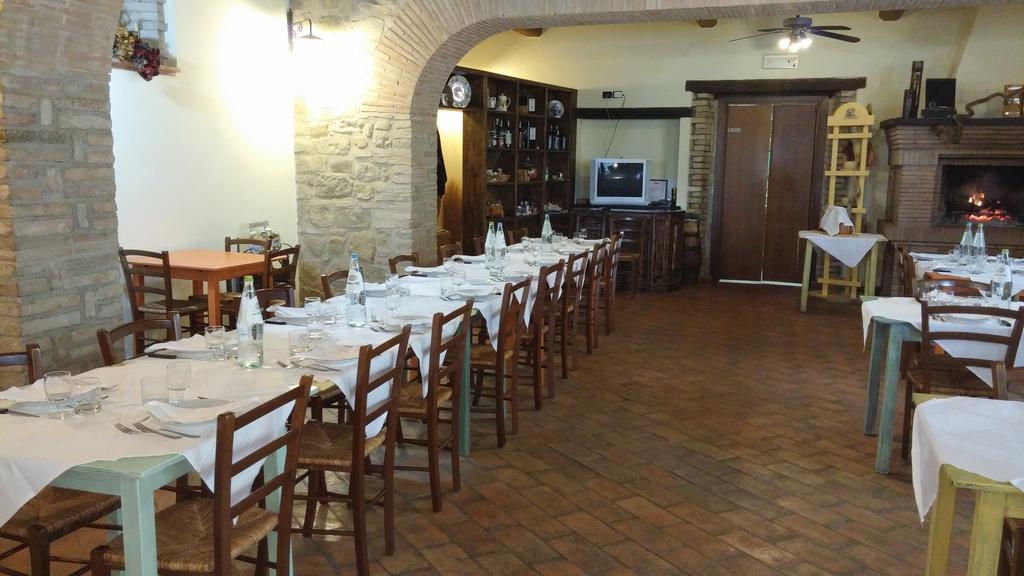 Вилла Societa Agricola F.Lli Angelucci Cannara Экстерьер фото